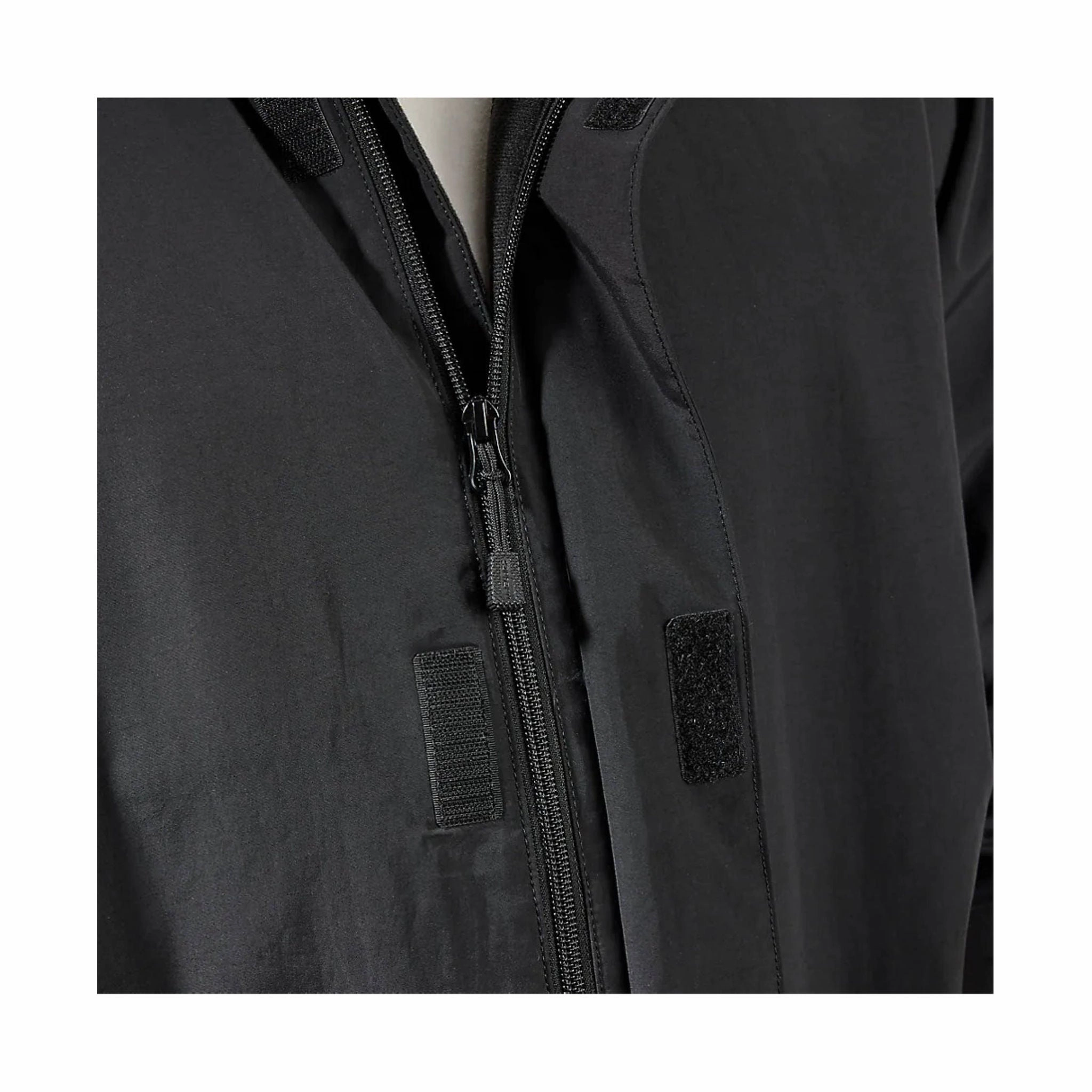 Carhartt Men's Storm Defender Loose Fit Lightweight Ran Jacket - Black