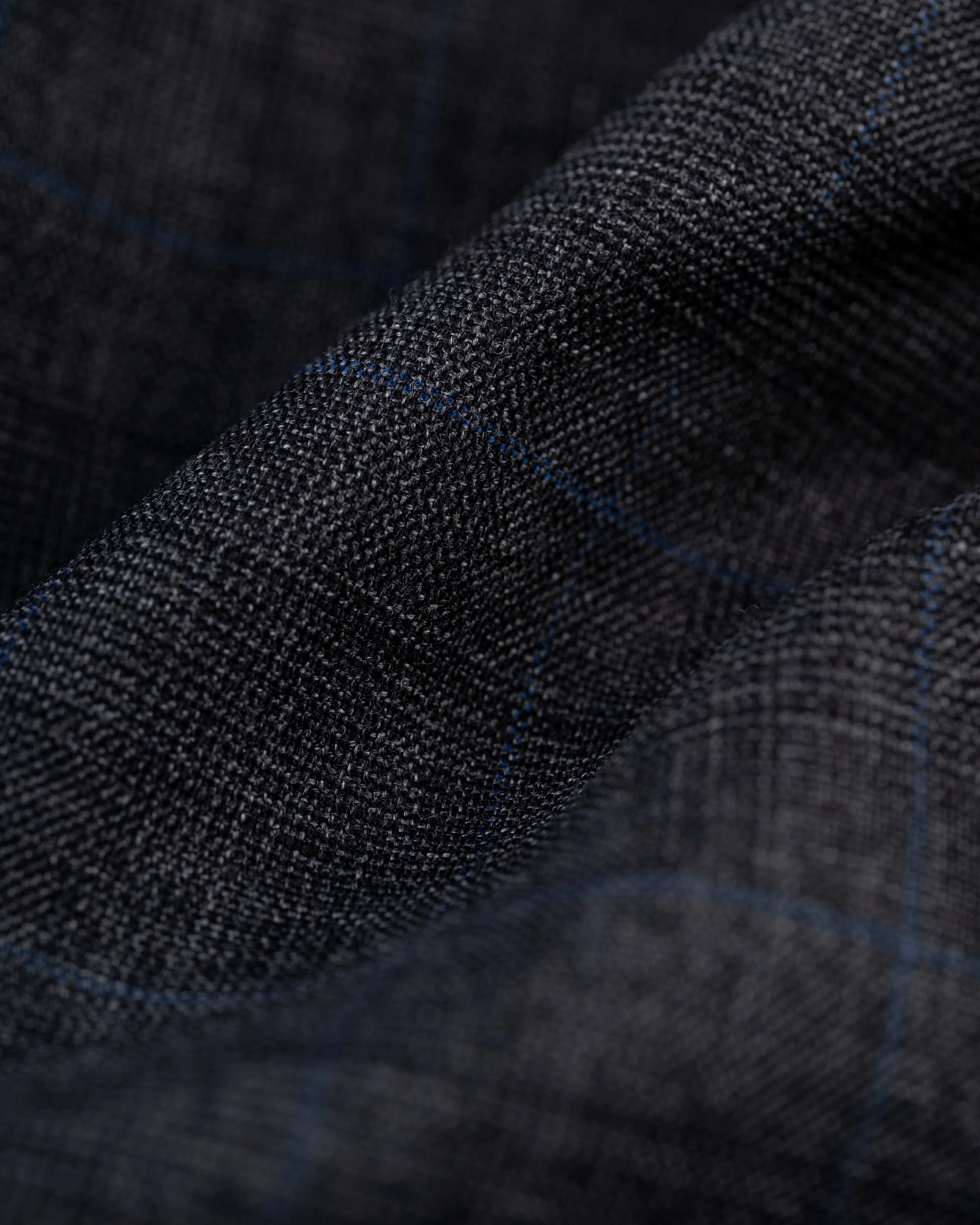 CHARCOAL/BLUE SHADOW PLAID SUIT