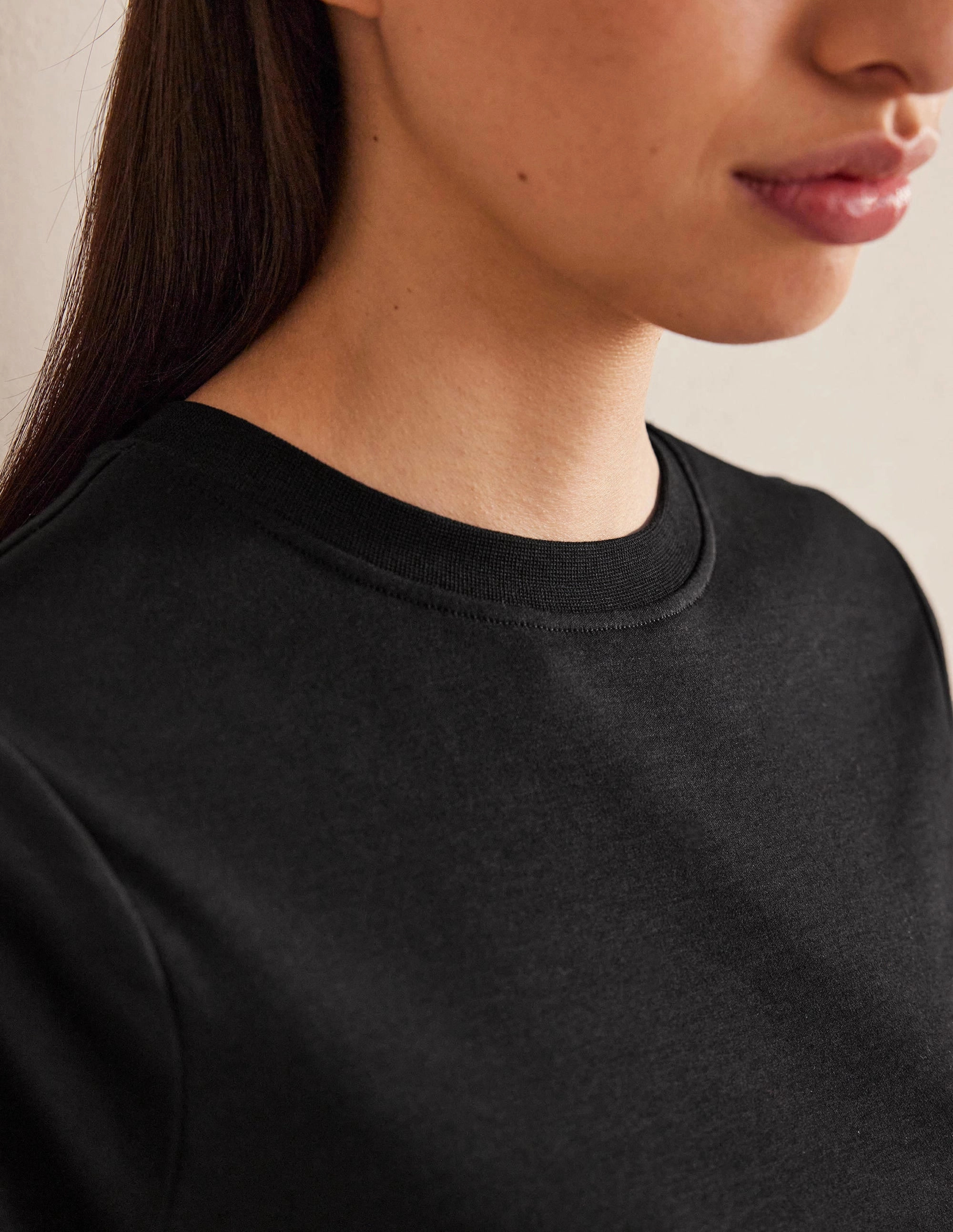 Cropped Cotton T-Shirt-Black