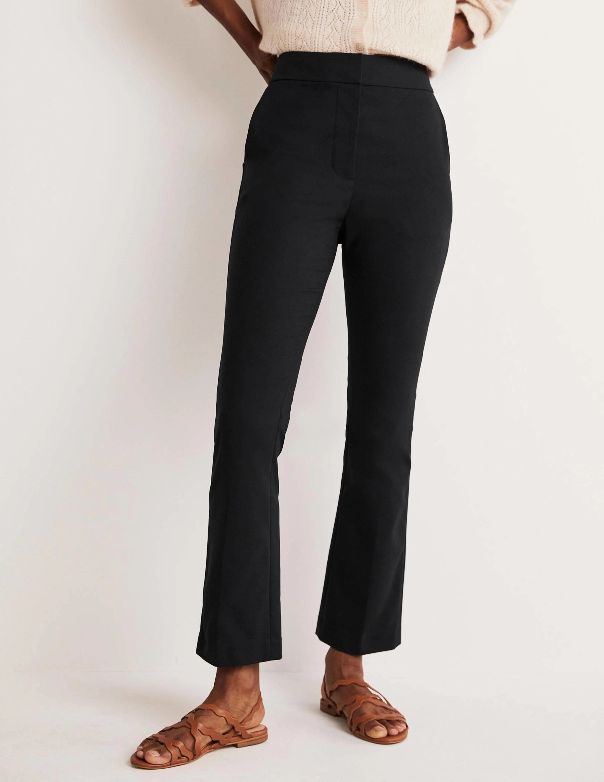 Cropped Flare Pants-Black
