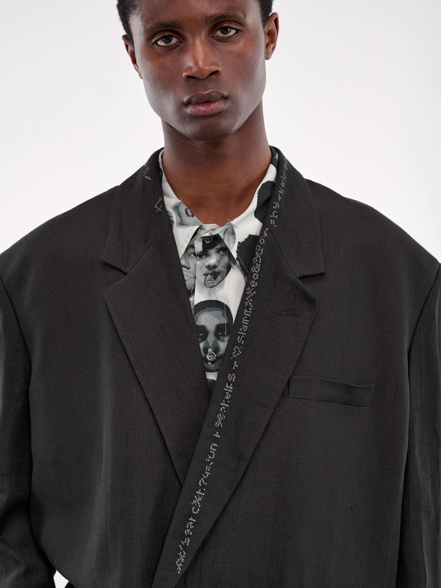 Double-Breasted Blazer (T78016910-LU10-BLACK)