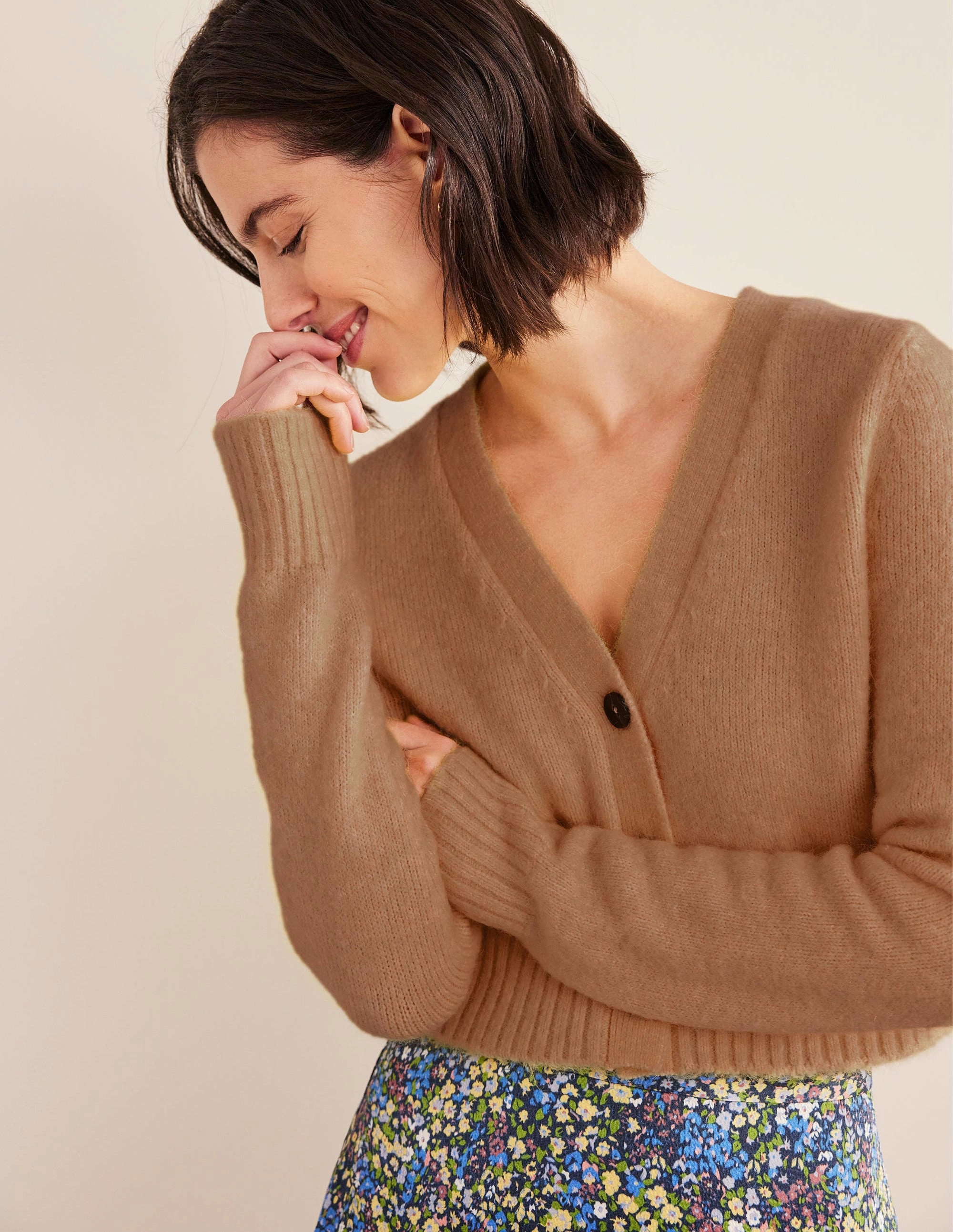 Fluffy Cropped V-Neck Cardigan-Camel Melange