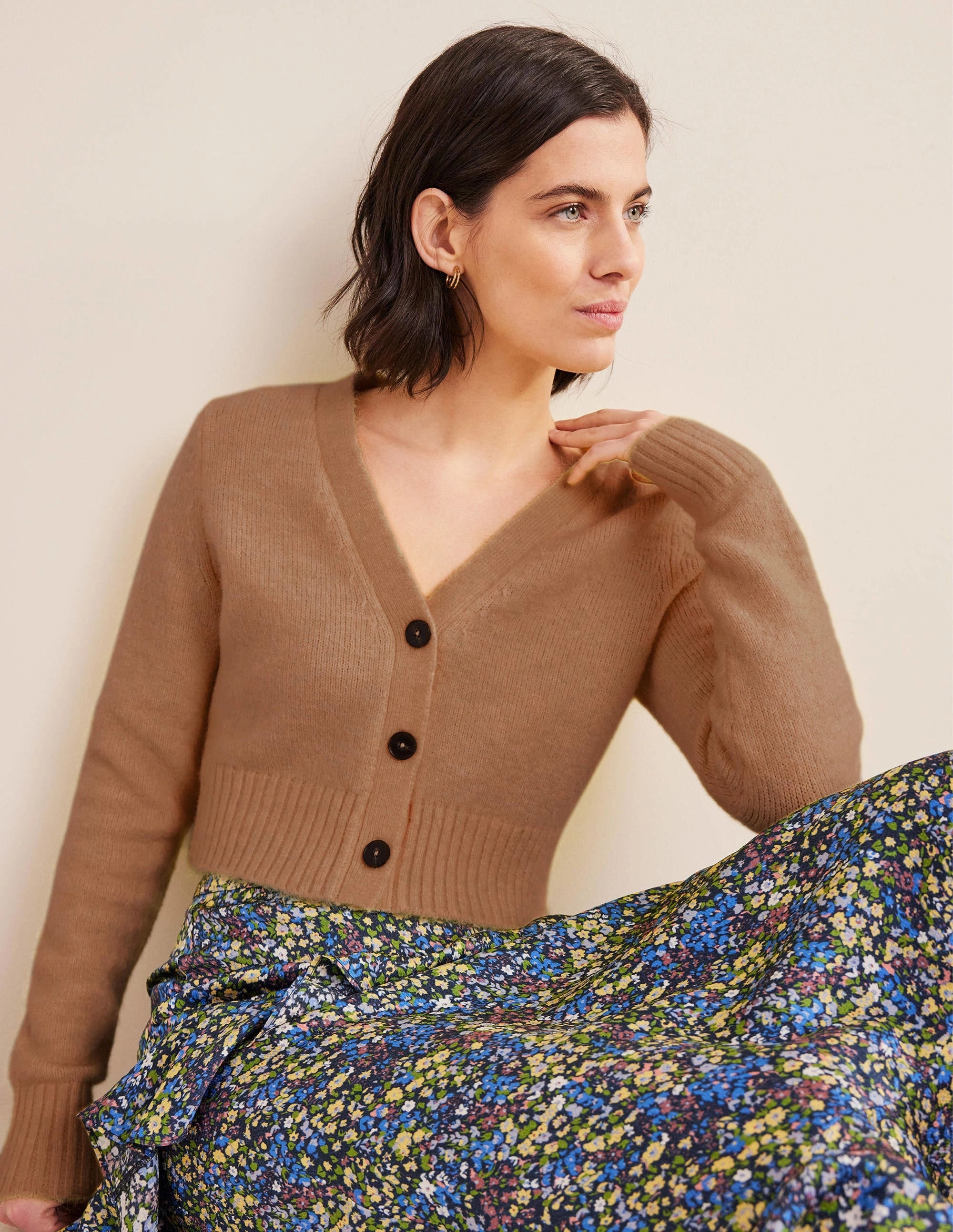 Fluffy Cropped V-Neck Cardigan-Camel Melange
