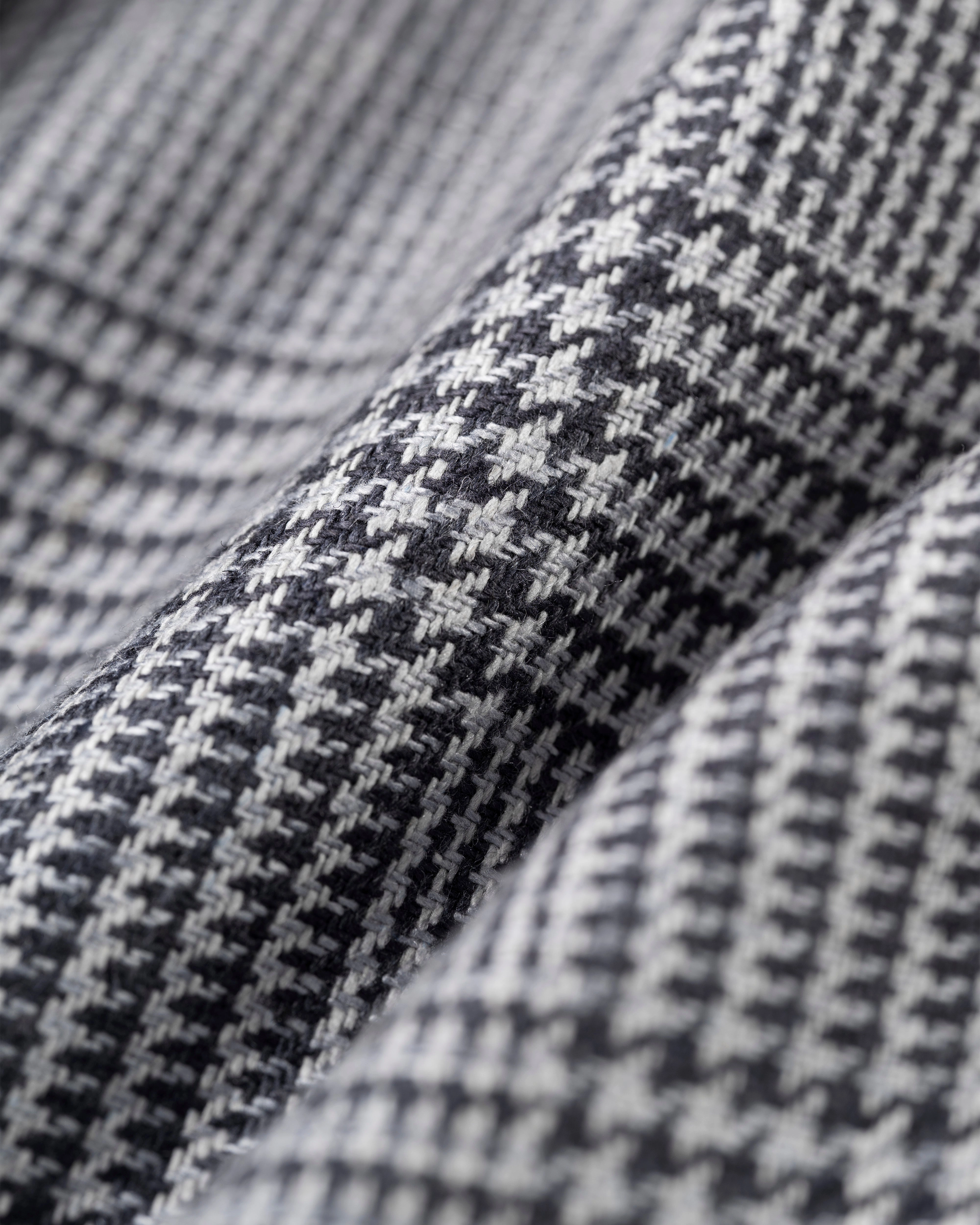 GREY PLAID SPORT COAT