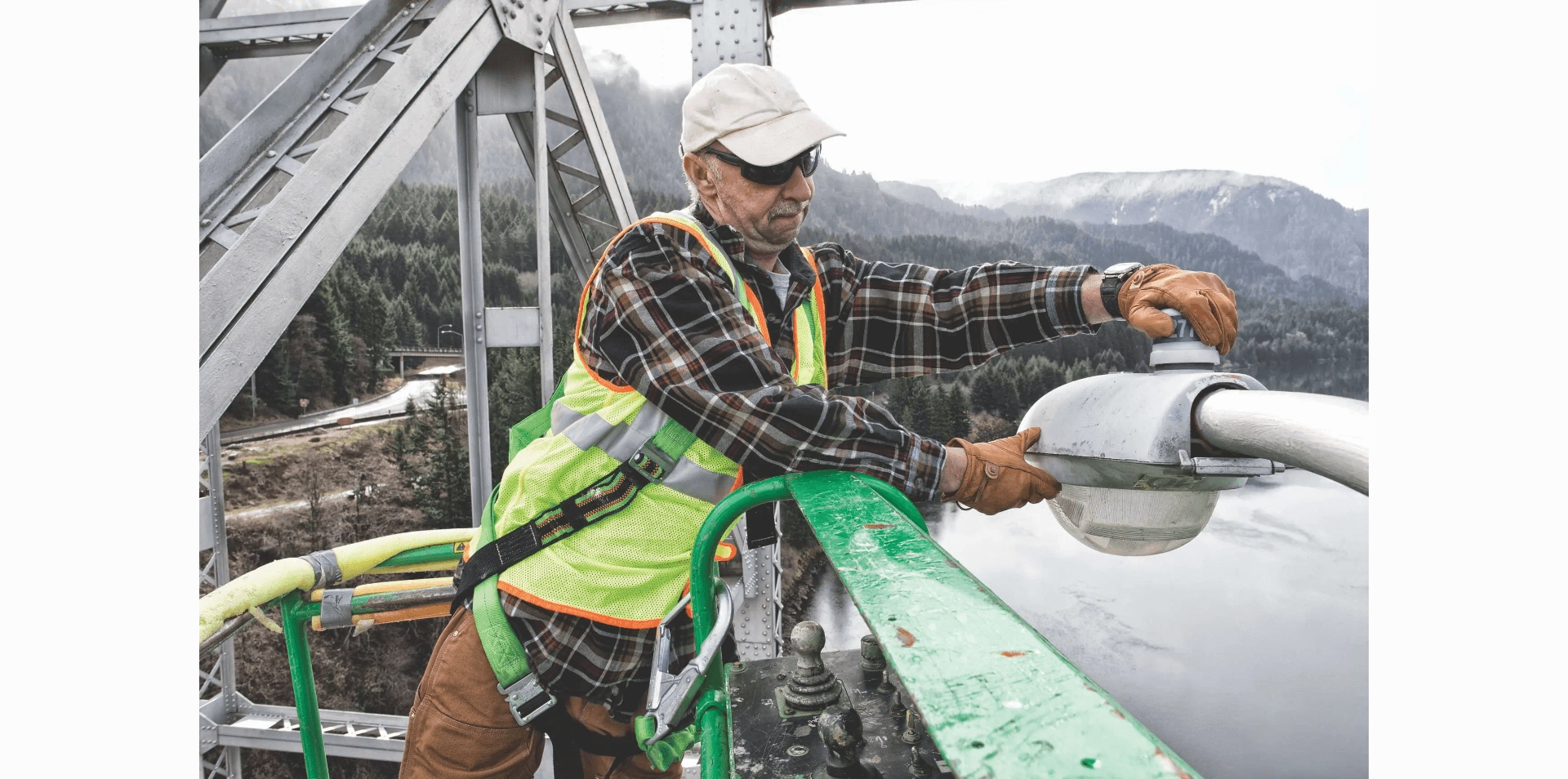 High Visibility Class 2 Vest (Brite Lime)