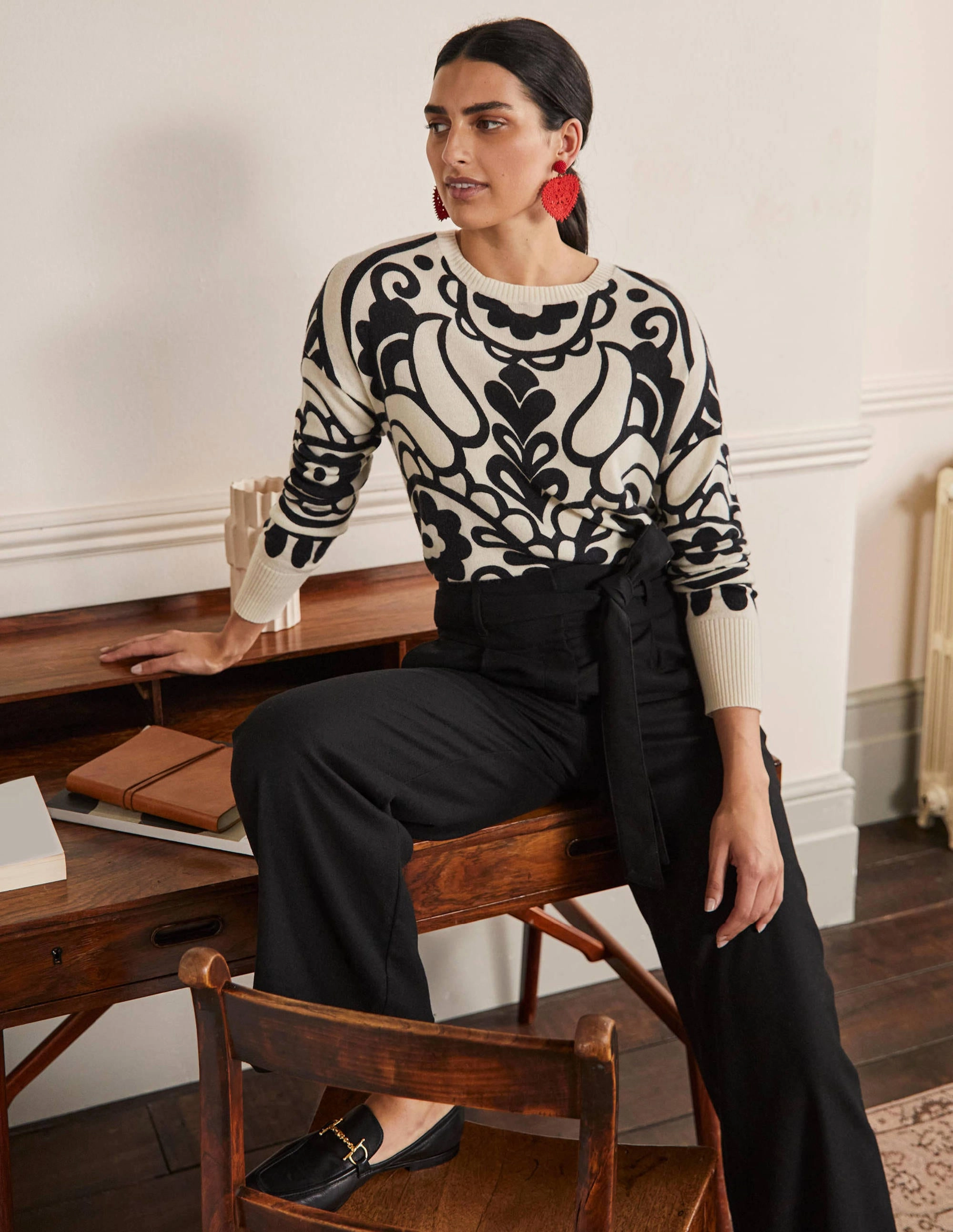 Margot Cashmere Sweater-Ivory, Floral Heart