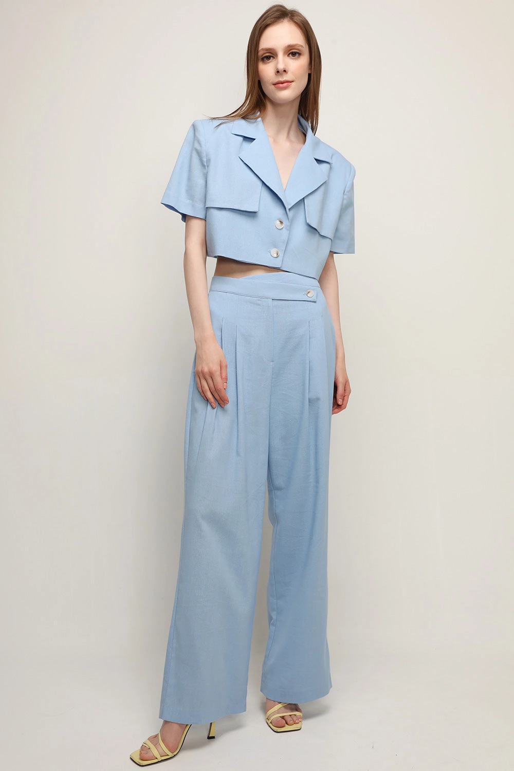 Nova Cropped Linen Blazer