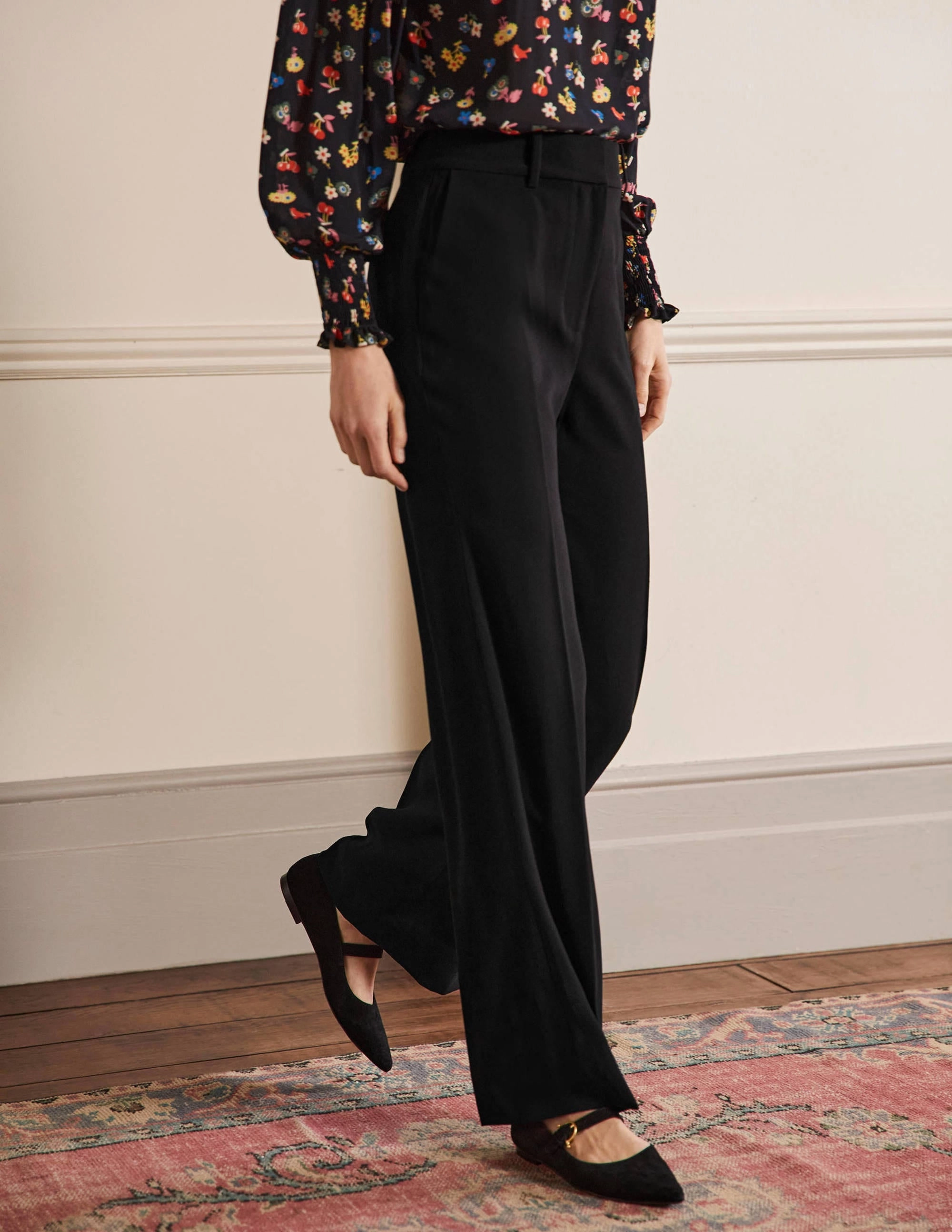 Relaxed Bootcut Pants-Black