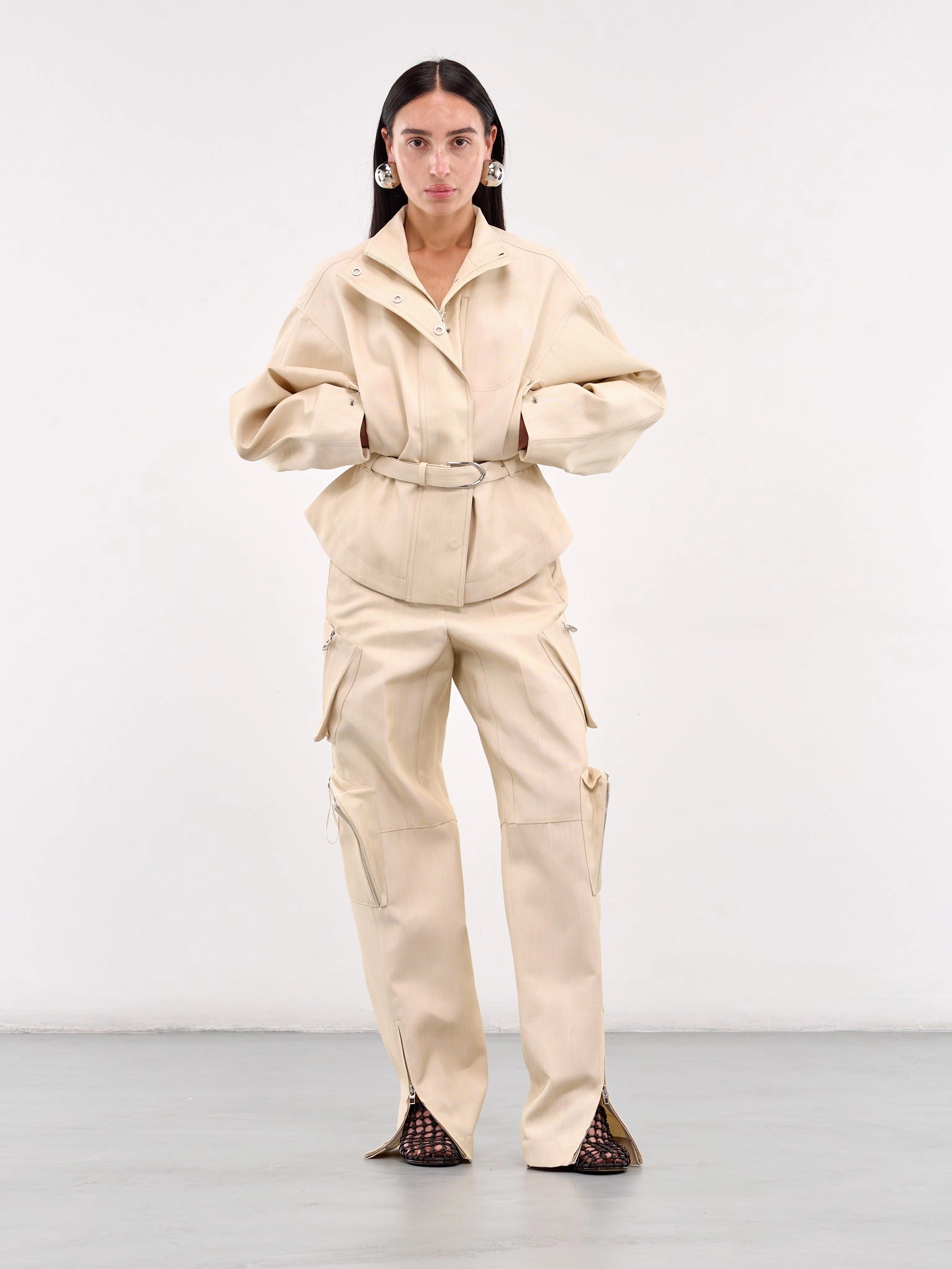 The Atelier Cargo Pants (251PA136-1629-LIGHT-BEIGE)